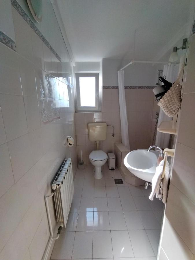 Pluton Appartement Primošten Buitenkant foto