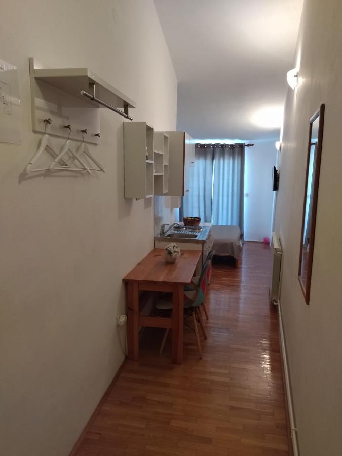 Pluton Appartement Primošten Buitenkant foto